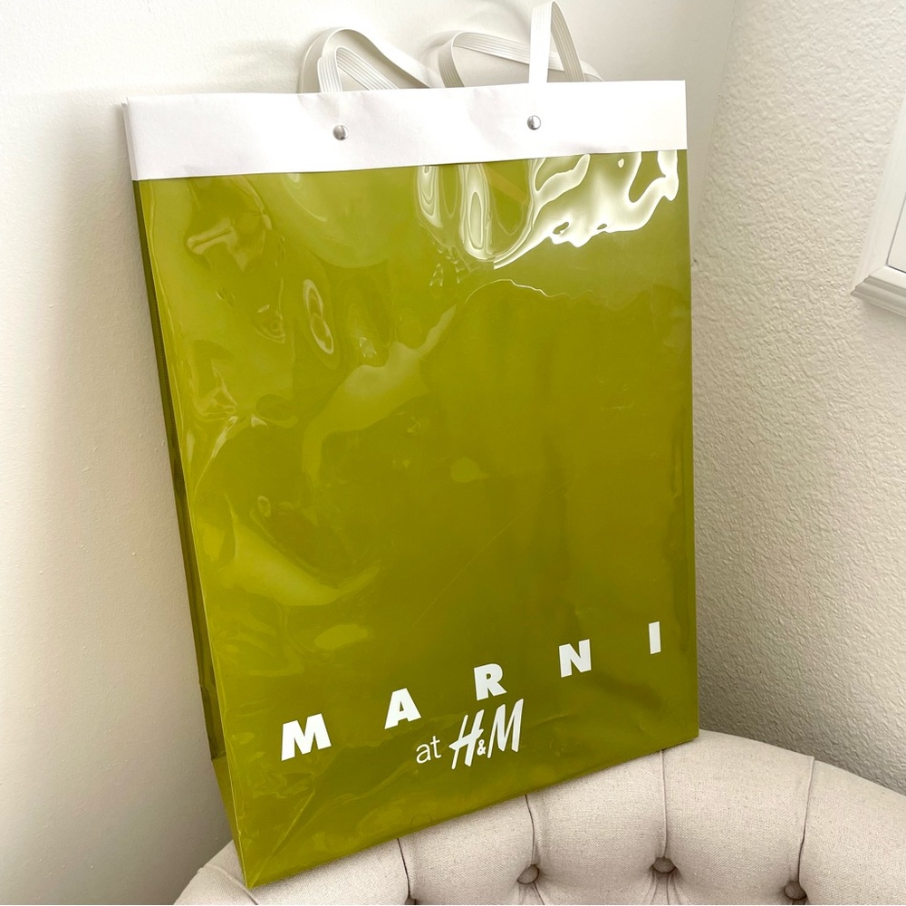 💚 Marni X H&M PVC plastic shopping tote bag